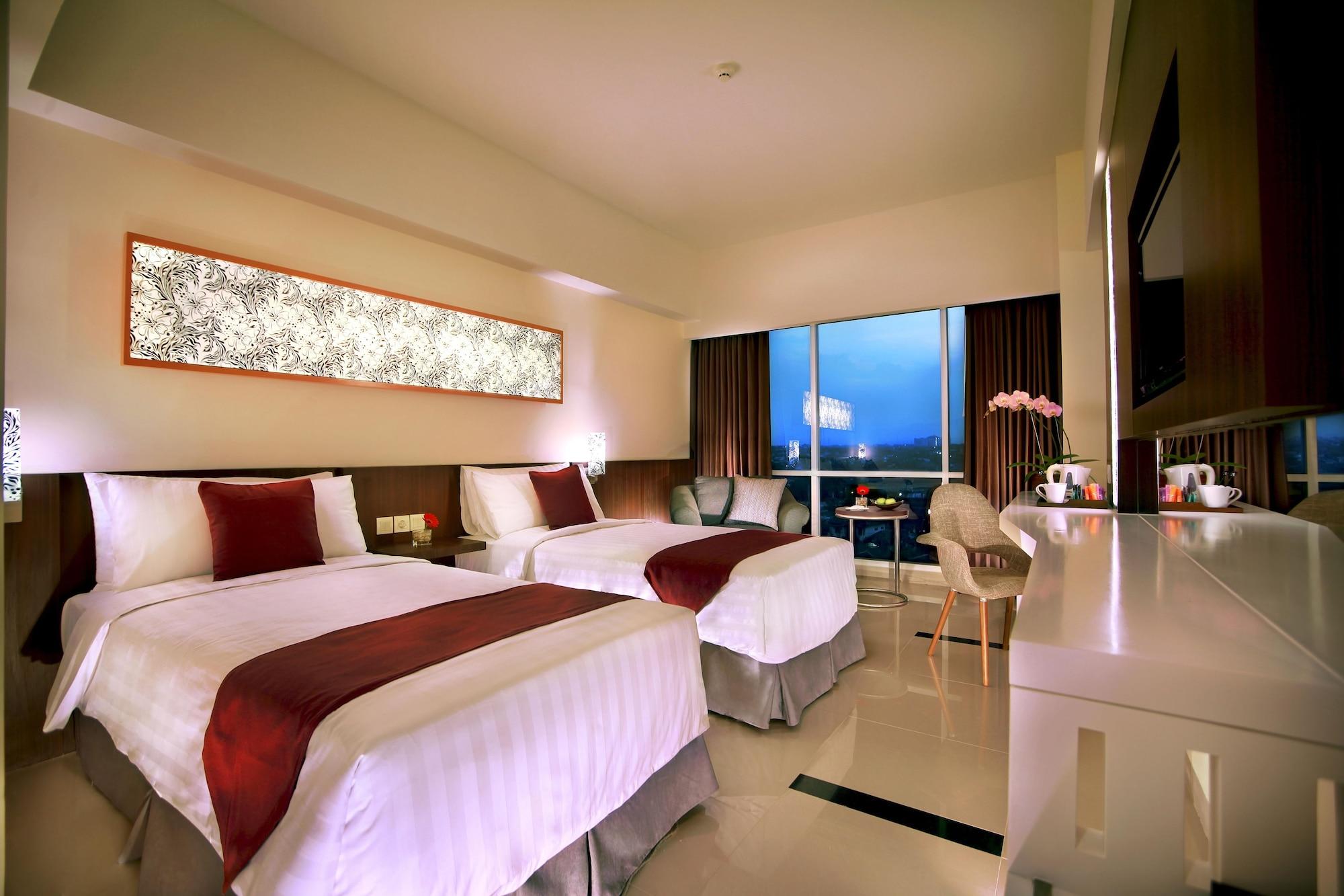 Atria Hotel Malang Exterior foto