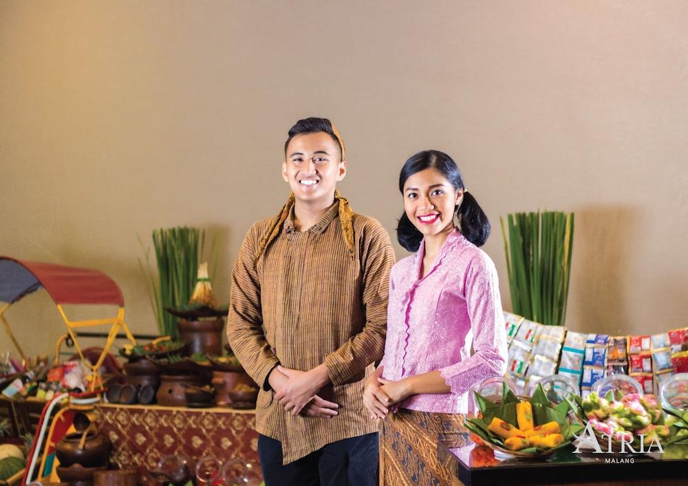 Atria Hotel Malang Exterior foto
